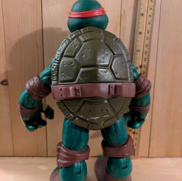 ninja Turtles Action Figure - Green and Brown Pre-owned - Picture 3 of 6